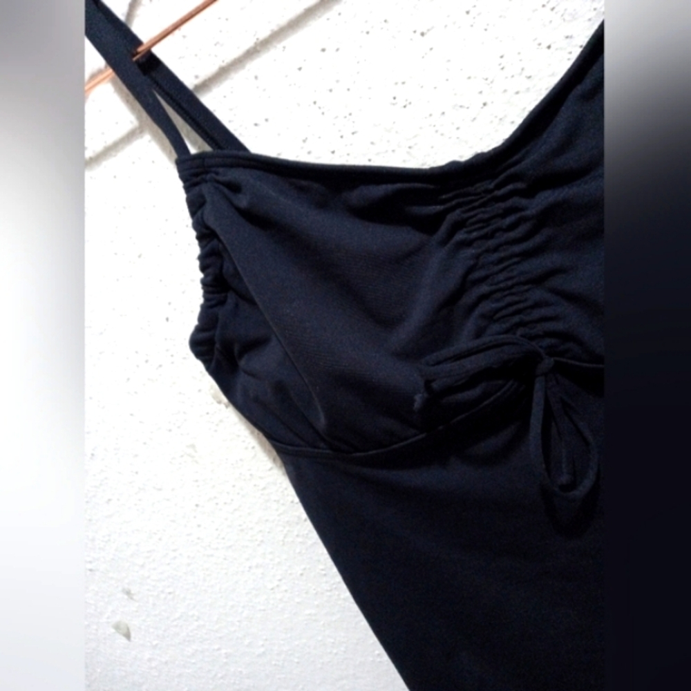 Women's Lands End Black Swim Suit Top Underwire Built in Bra sz 8 - Picture 2 of 9